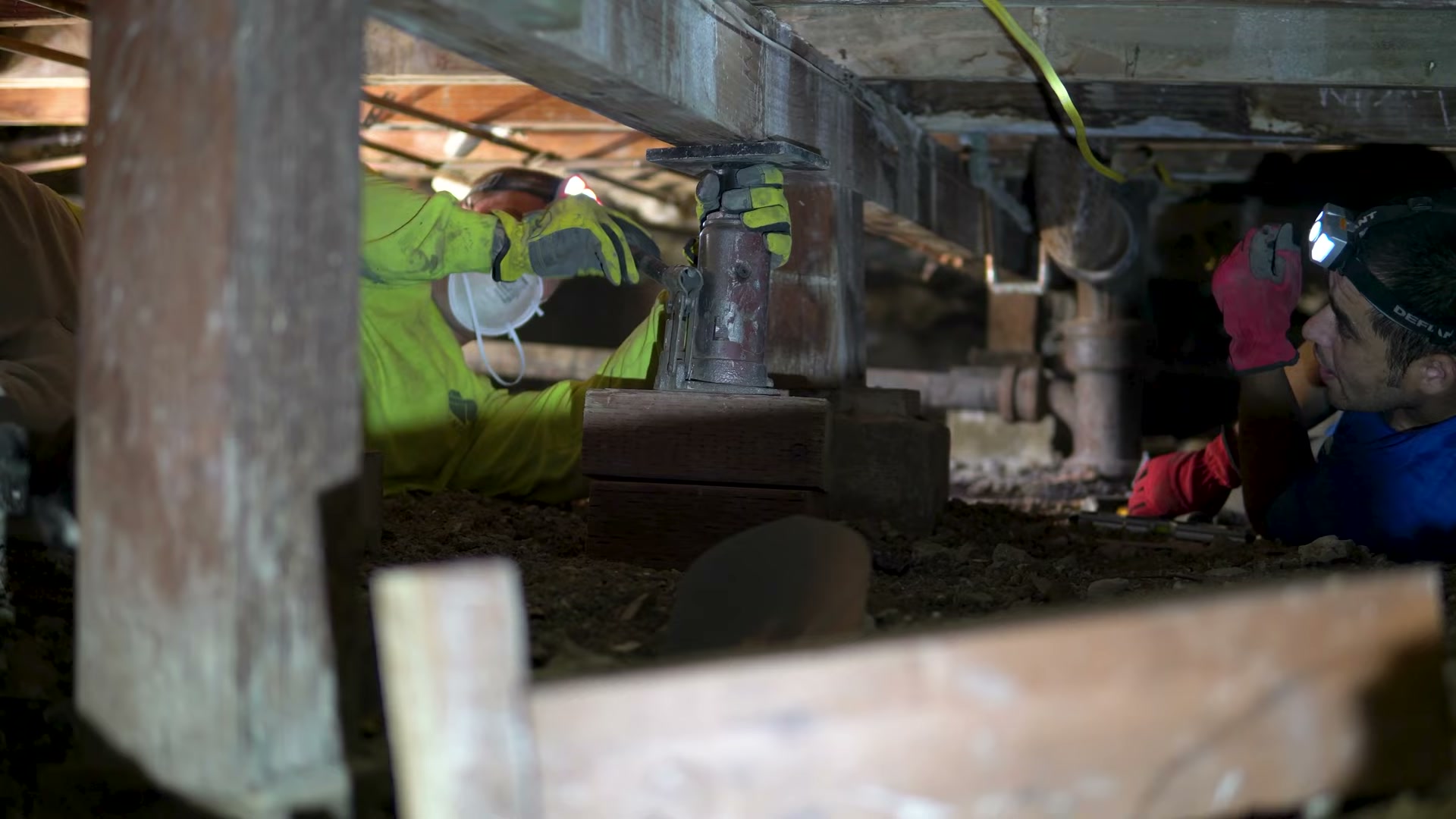 How foundation jacks are used on settling and sagging floors. Video preview.